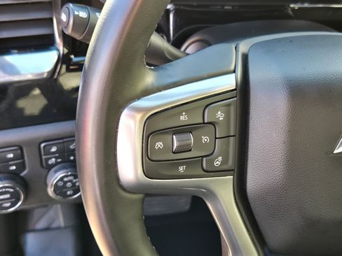 Used 2024 Chevrolet Silverado 2500 LTZ w/ LTZ Convenience Package image 18