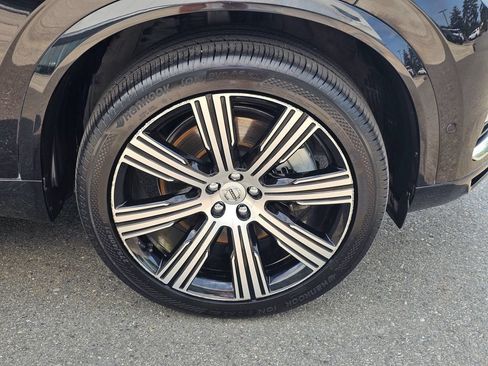 Used 2022 Volvo XC90 T8 Inscription AWD/4WD image 9
