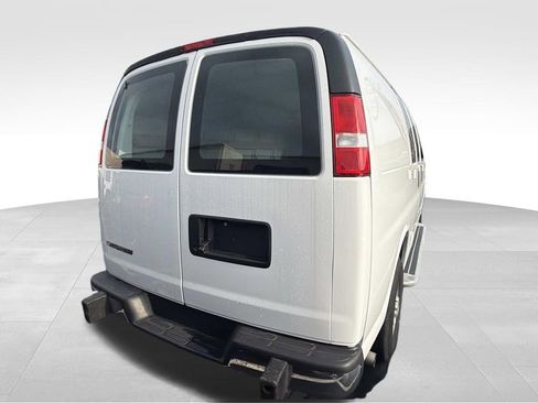 Used 2024 Chevrolet Express 2500 w/ Driver Convenience Package image 4