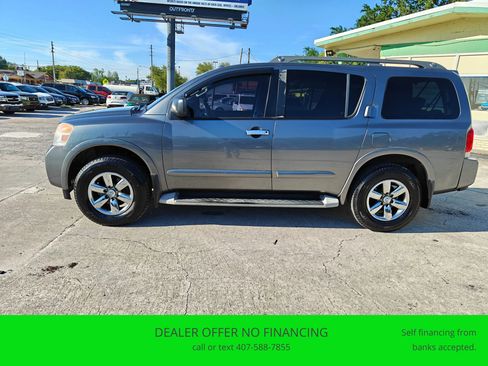 Used 2014 Nissan Armada SV image 2
