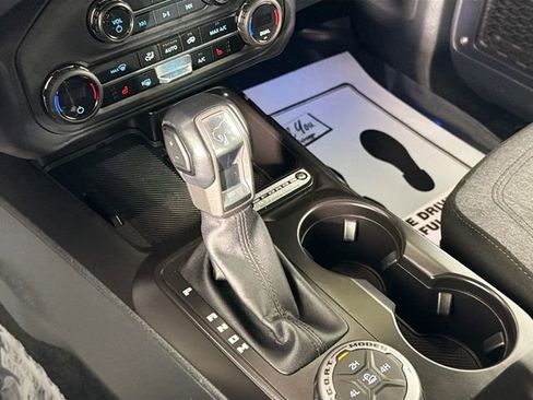 Used 2025 Ford Bronco Big Bend image 17