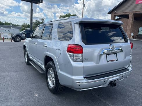Used 2010 Toyota 4Runner SR5 AWD/4WD image 3