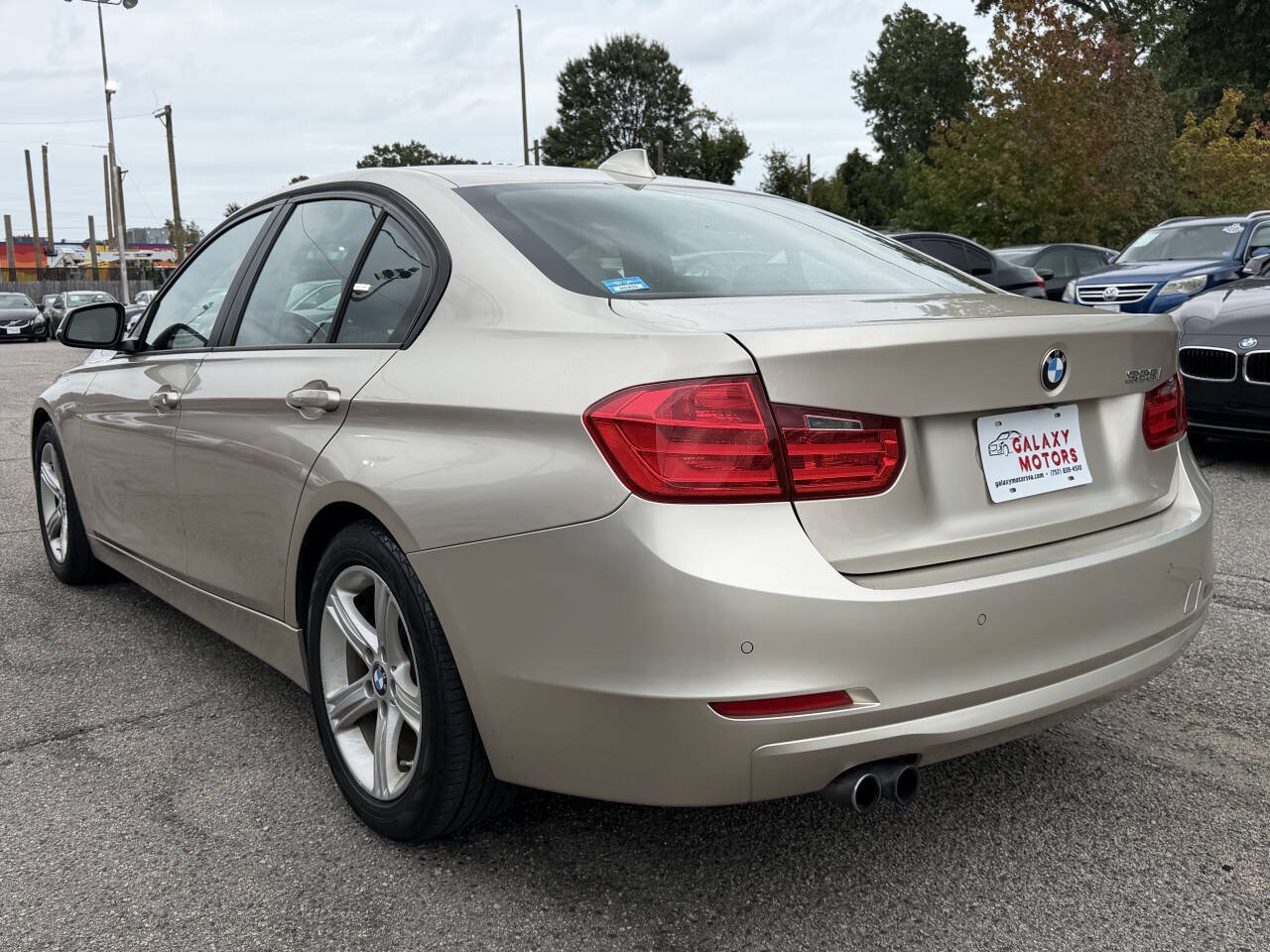 Used 2014 BMW 328i Sedan RWD image 3
