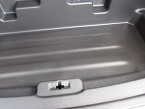 Used 2024 Buick Enclave Premium FWD image 10