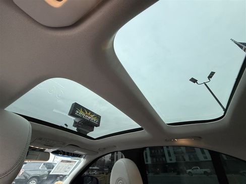 Used 2016 Mercedes-Benz C 300 4MATIC Sedan image 25