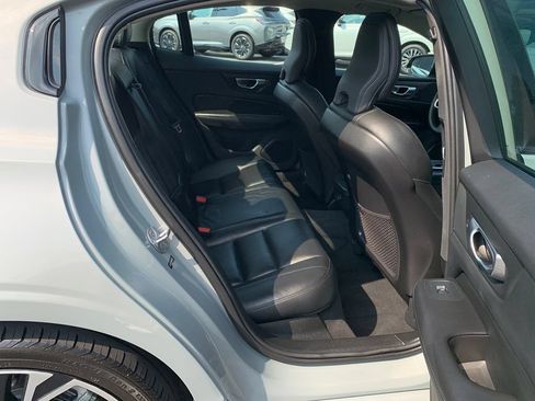 Used 2024 Volvo S60 B5 Plus FWD image 29