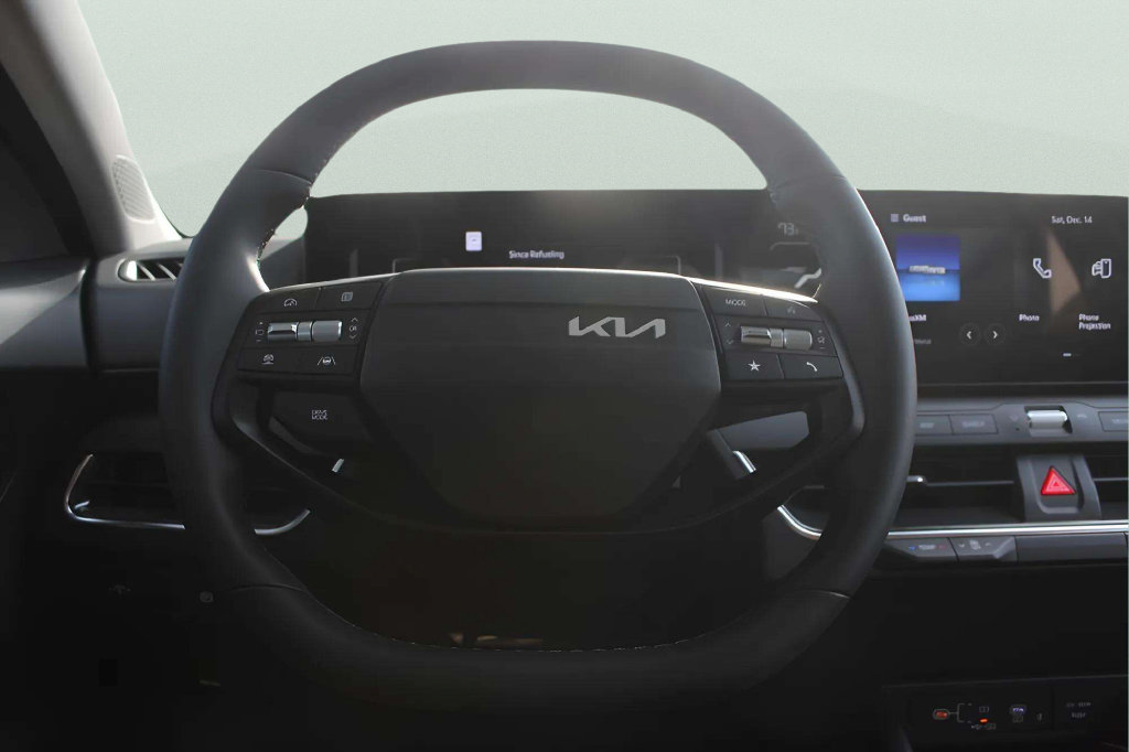 Used 2025 Kia K4 EX FWD image 16
