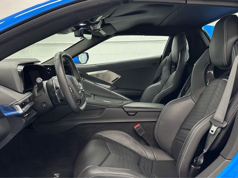 Used 2025 Chevrolet Corvette Stingray Preferred Conv w/ Z51 Performance Package image 18