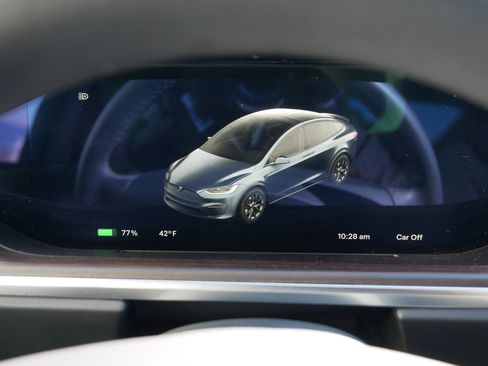 Used 2024 Tesla Model X image 21