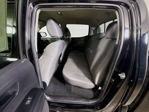 Certified 2023 Toyota Tacoma SR AWD/4WD image 21