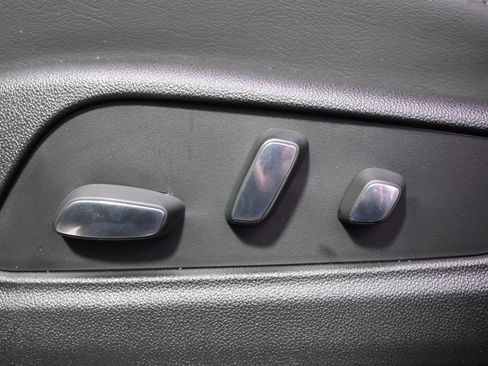 New 2025 Cadillac XT6 Sport w/ Technology Package image 14