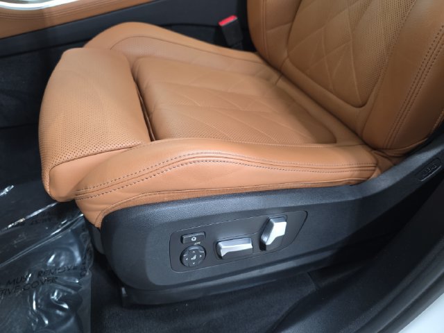 Certified 2023 BMW X5 xDrive45e w/ Executive Package AWD/4WD image 26
