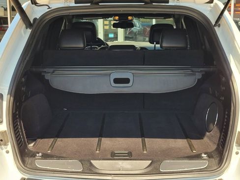 Used 2014 Jeep Grand Cherokee SRT8 w/ Luxury Group II image 9