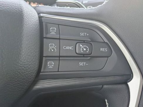 New 2025 Jeep Grand Cherokee L Laredo w/ Luxury Tech Group I image 23