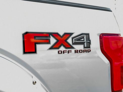 Used 2019 Ford F150 Lariat AWD/4WD image 64