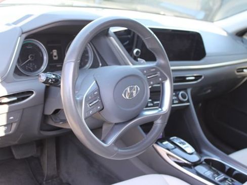 Used 2023 Hyundai Sonata SEL FWD image 8
