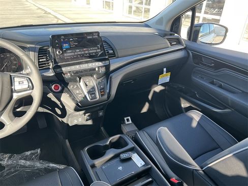 New 2026 Honda Odyssey Elite image 18