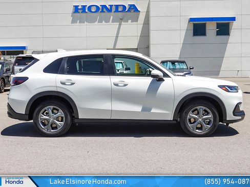 New 2026 Honda HR-V LX image 6