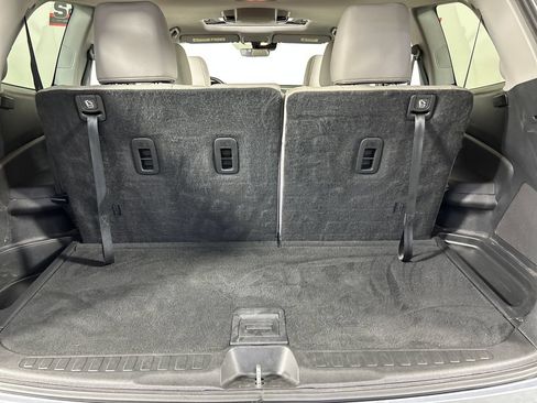 Used 2020 Honda Pilot Touring image 23