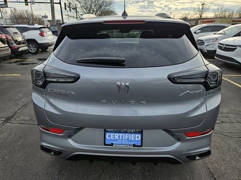 Certified 2024 Buick Encore GX Avenir image 6