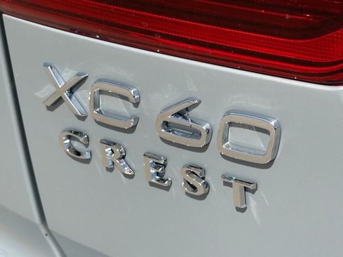 New 2026 Volvo XC60 B5 Ultra w/ Protection Package Premier image 9