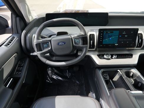 Used 2025 Ford Expedition Max Active image 20