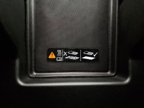 Used 2022 Chevrolet Silverado 1500 LT image 15