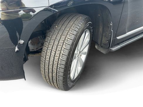 Used 2013 Toyota Highlander Limited image 9