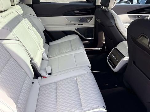 Certified 2024 Lincoln Nautilus Black Label AWD/4WD image 23