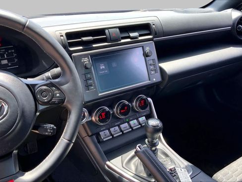 Used 2024 Toyota GR86 RWD image 6