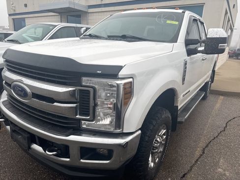 Used 2019 Ford F250 XLT w/ XLT Premium Package image 21