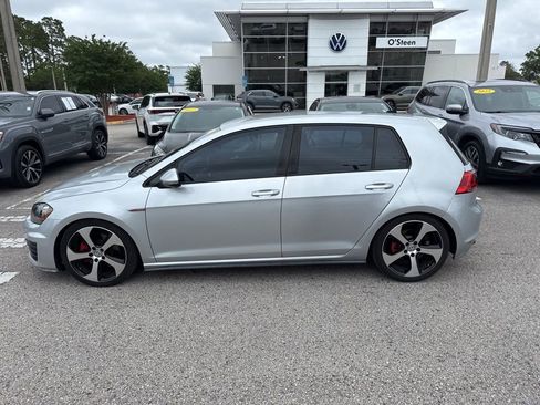 Used 2015 Volkswagen GTI SE FWD image 19