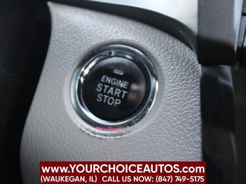 Used 2018 Toyota Sienna image 30