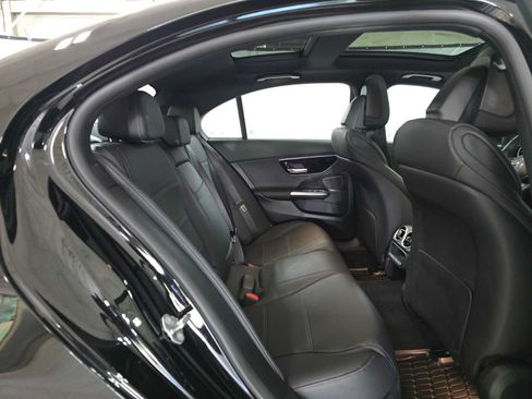 Used 2023 Mercedes-Benz C 300 4MATIC Sedan image 12