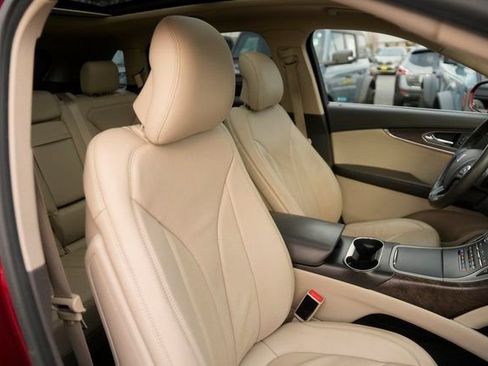 Used 2016 Lincoln MKX Reserve w/ Climate Package image 20