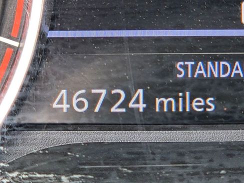 Used 2022 Nissan Rogue SV image 24