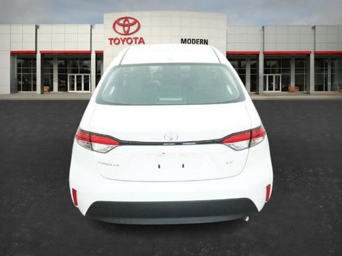 New 2026 Toyota Corolla LE image 18