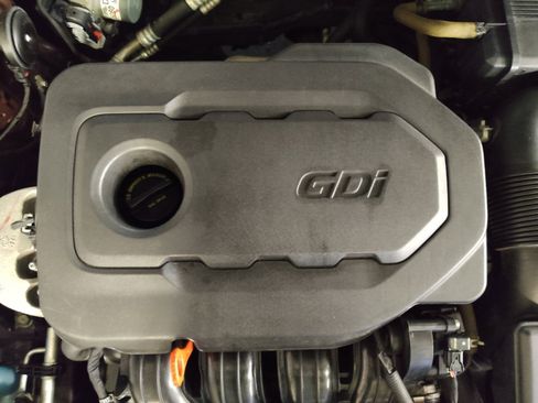 Used 2017 Kia Optima LX image 30