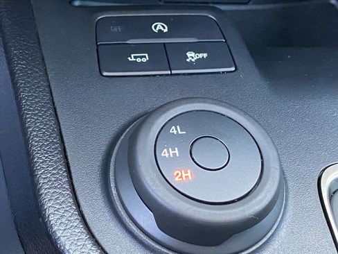 Used 2021 Ford Ranger XLT w/ Equipment Group 301A Mid image 17