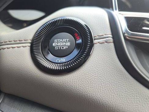 New 2026 Jeep Compass Limited image 16