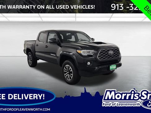 Used 2023 Toyota Tacoma TRD Sport AWD/4WD image 1