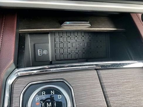 Used 2024 Ford Expedition Max Limited image 35