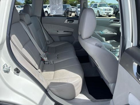 Used 2009 Subaru Forester 2.5X Limited w/ Popular Equipment Group 4B image 21