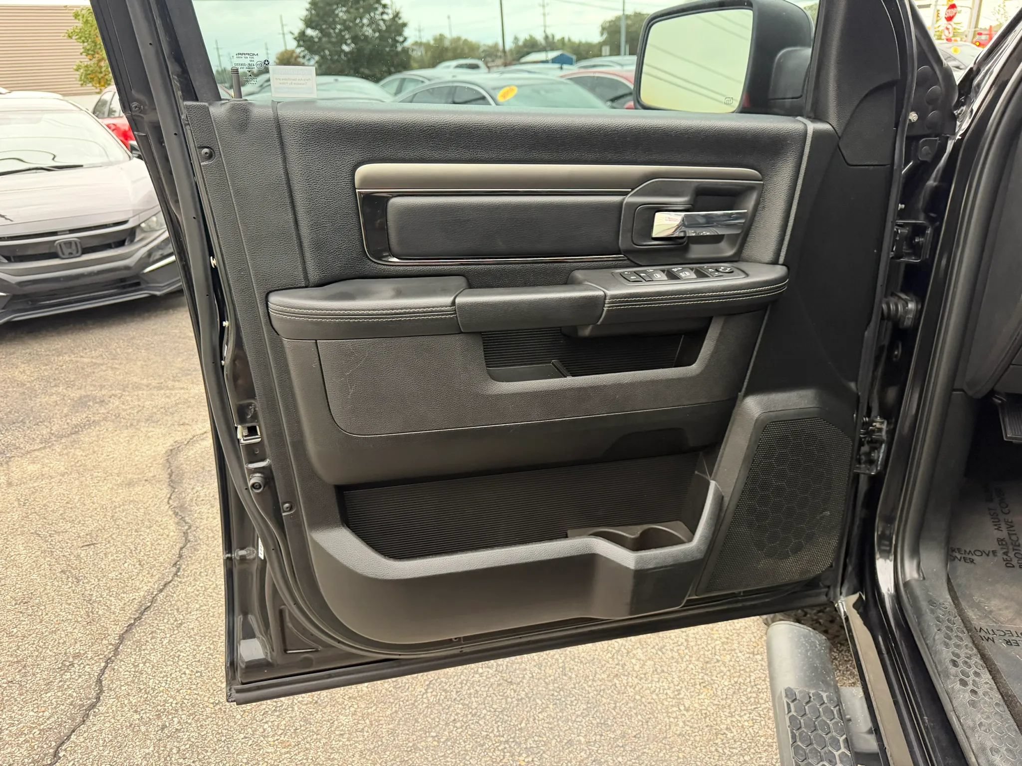 Used 2017 RAM 1500 Sport w/ Convenience Group AWD/4WD image 12