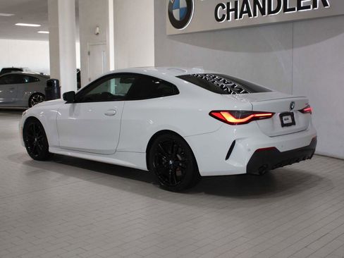 Used 2022 BMW 430i Coupe w/ M Sport Package image 5