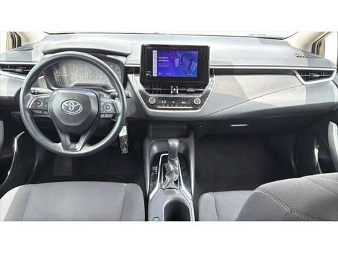 Used 2024 Toyota Corolla LE FWD image 19