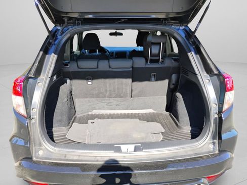 Used 2021 Honda HR-V Sport image 34