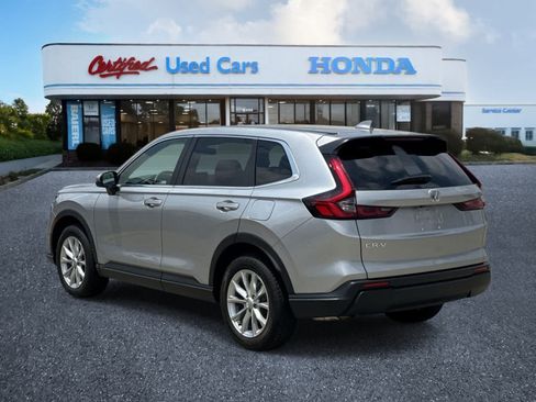 Used 2024 Honda CR-V EX image 3