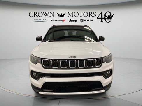 Used 2023 Jeep Compass Limited AWD/4WD image 10