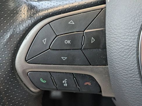 Used 2023 Dodge Durango SXT AWD/4WD image 14